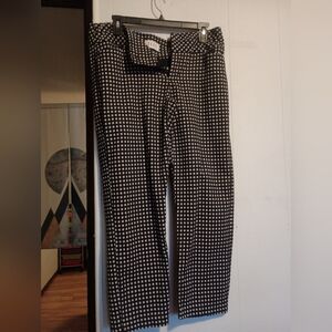 ELLE Black & White Gingham/Check Pixie Pants - Size 8
